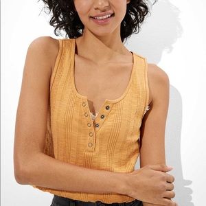 NWT AE Henley cropped tank